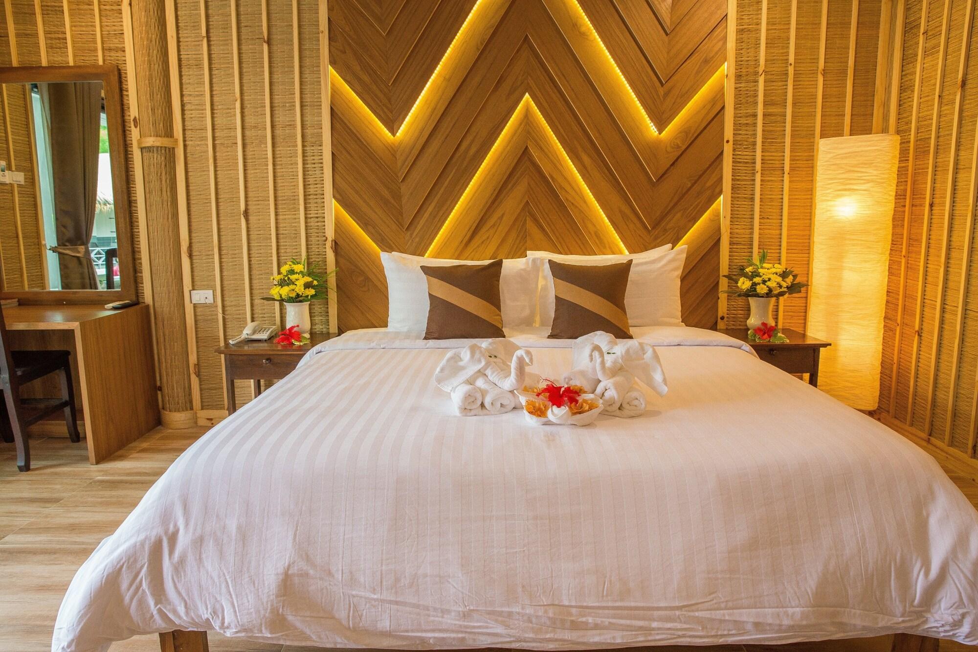 Adarin Beach Resort Mae Nam Dış mekan fotoğraf